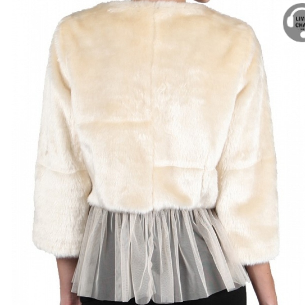 2 for $40 NWT Ryu Luxury Faux Fur Jacket - Picture 3 of 8